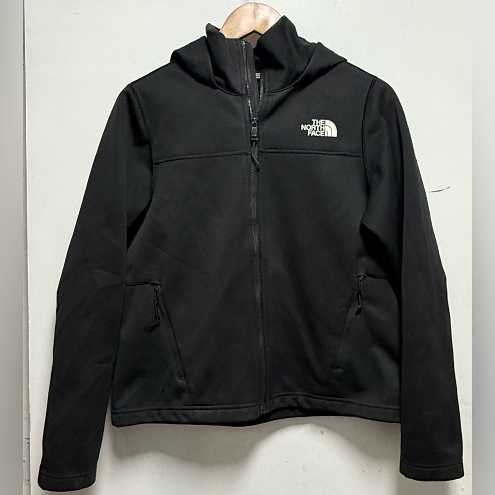 The North Face Women's Black Performance Jacket Size M